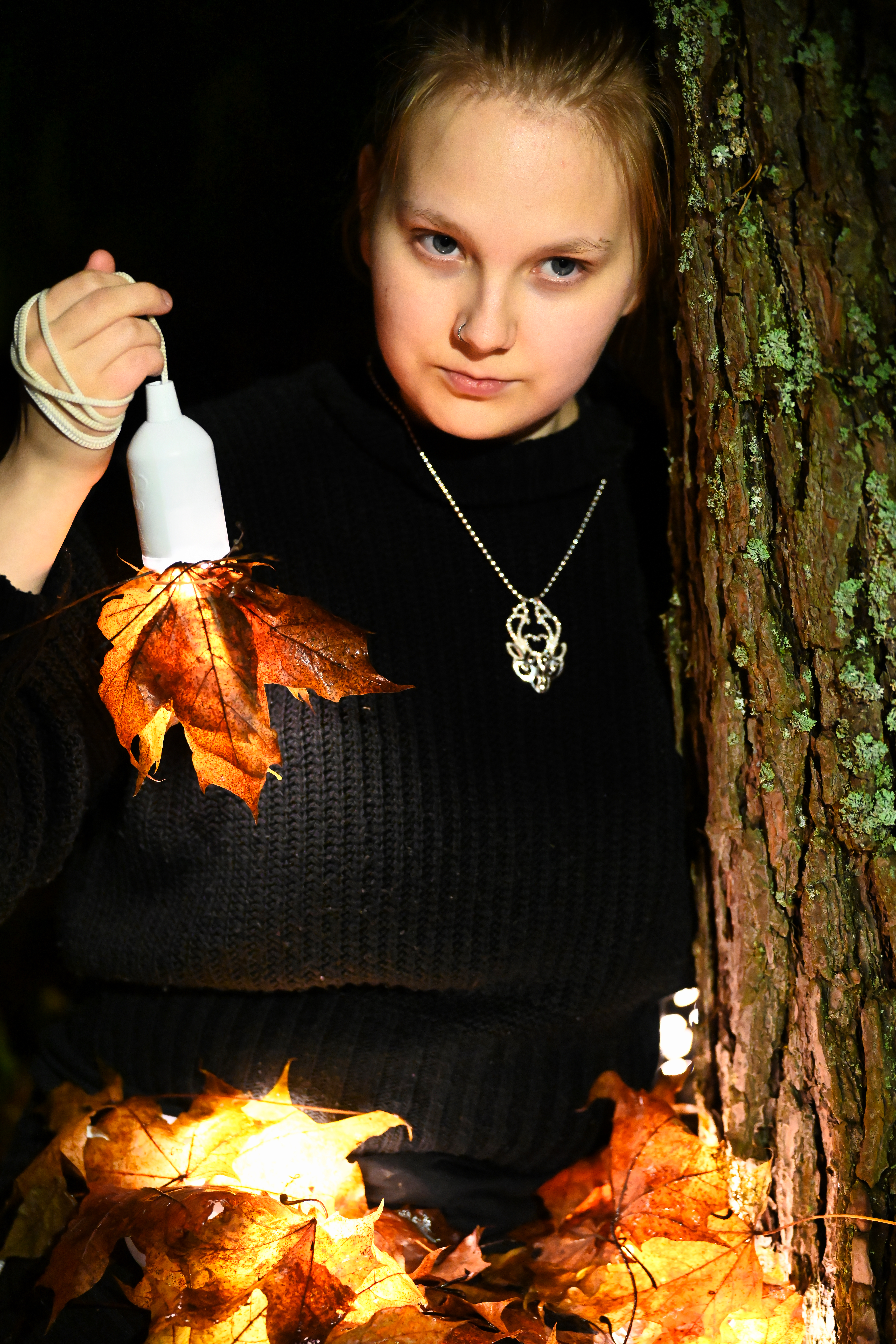 Kaulakoru 'Keura' mallin kaulalla